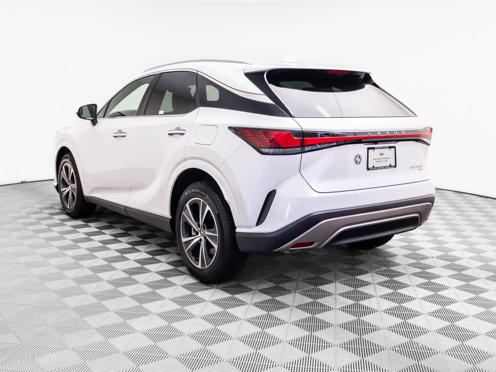 Used 2025 Lexus RX 350 Premium AWD/4WD image 3
