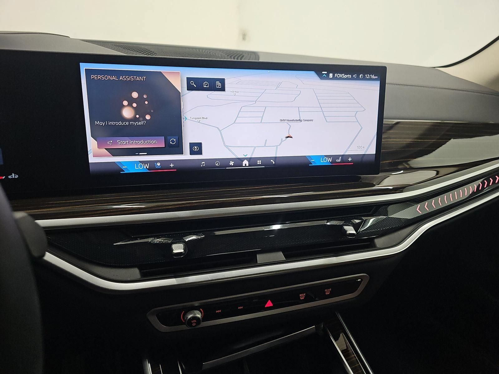 Used 2026 BMW X7 xDrive40i AWD/4WD image 11