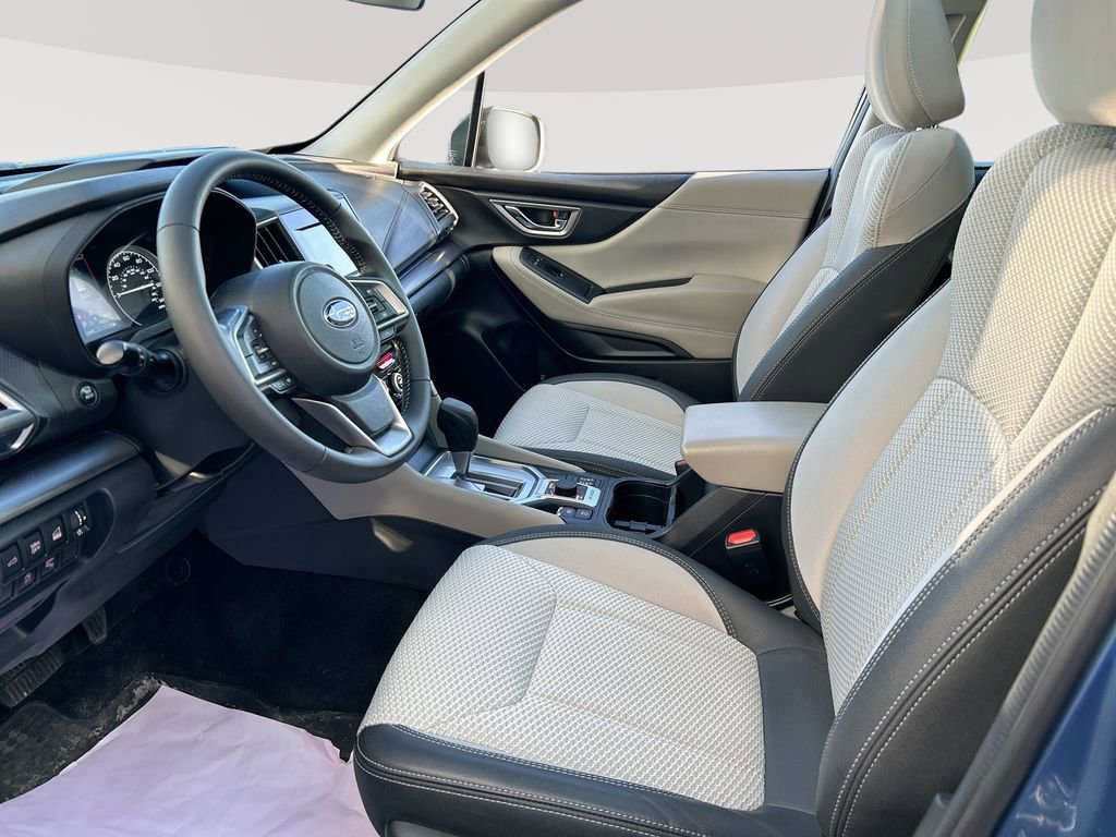 Used 2022 Subaru Forester Premium AWD/4WD image 23
