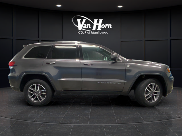 Used 2020 Jeep Grand Cherokee Laredo w/ Quick Order Package 2BN North AWD/4WD image 8