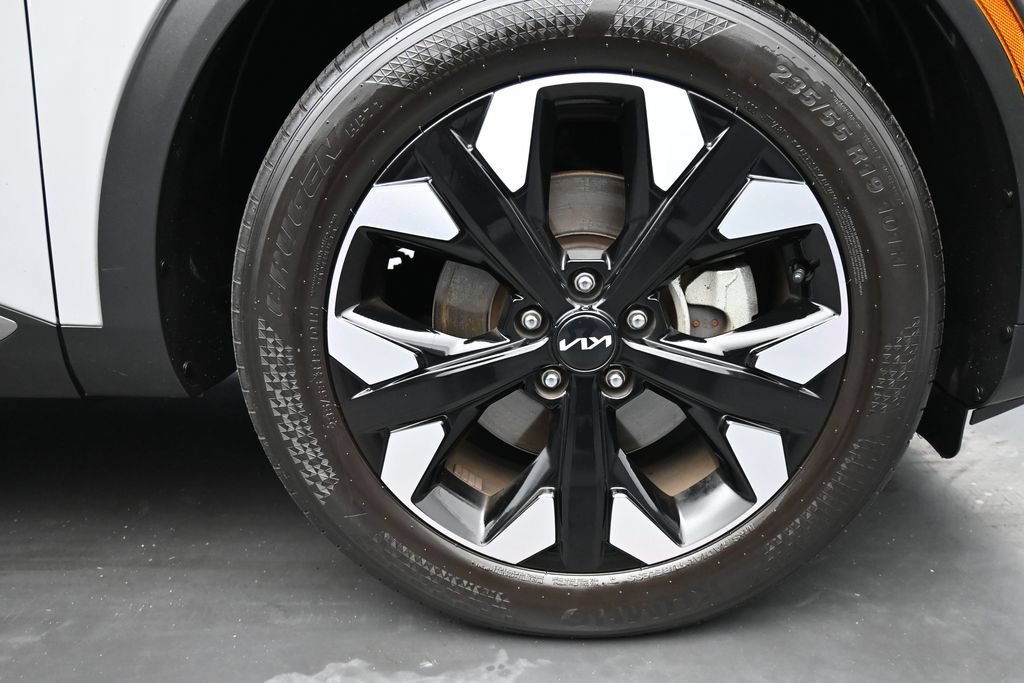 Used 2023 Kia Sportage X-Line w/ X-Line Premium Package AWD/4WD image 2