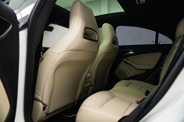 Used 2018 Mercedes-Benz CLA 250 4MATIC image 24