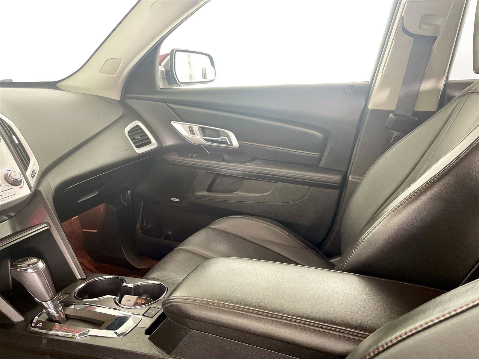 Used 2016 GMC Terrain SLT w/ Open Road Package image 25