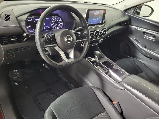 Used 2024 Nissan Sentra SV FWD image 18