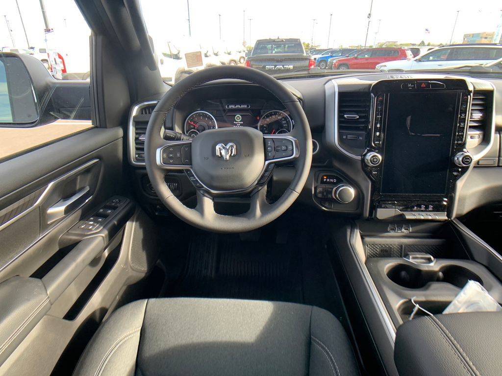 New 2026 RAM 1500 4x4 Crew Cab image 13