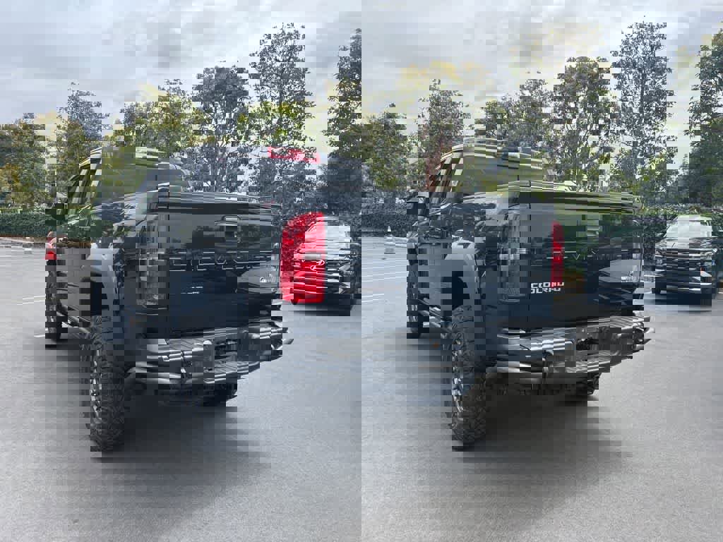 Used 2022 Chevrolet Colorado ZR2 w/ Colorado ZR2 Bison Edition AWD/4WD image 4