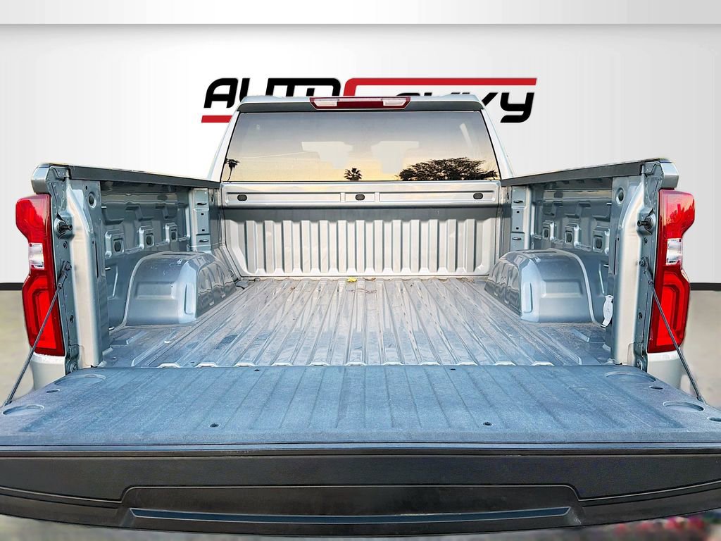 Used 2024 Chevrolet Silverado 1500 RST image 25
