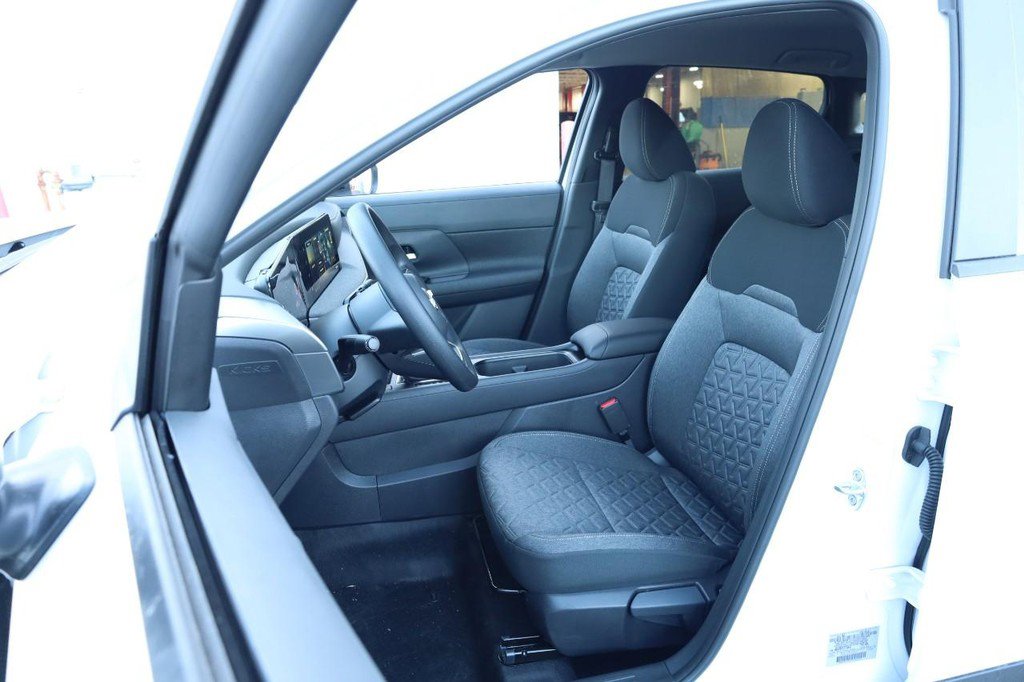 New 2026 Nissan Kicks SV image 8