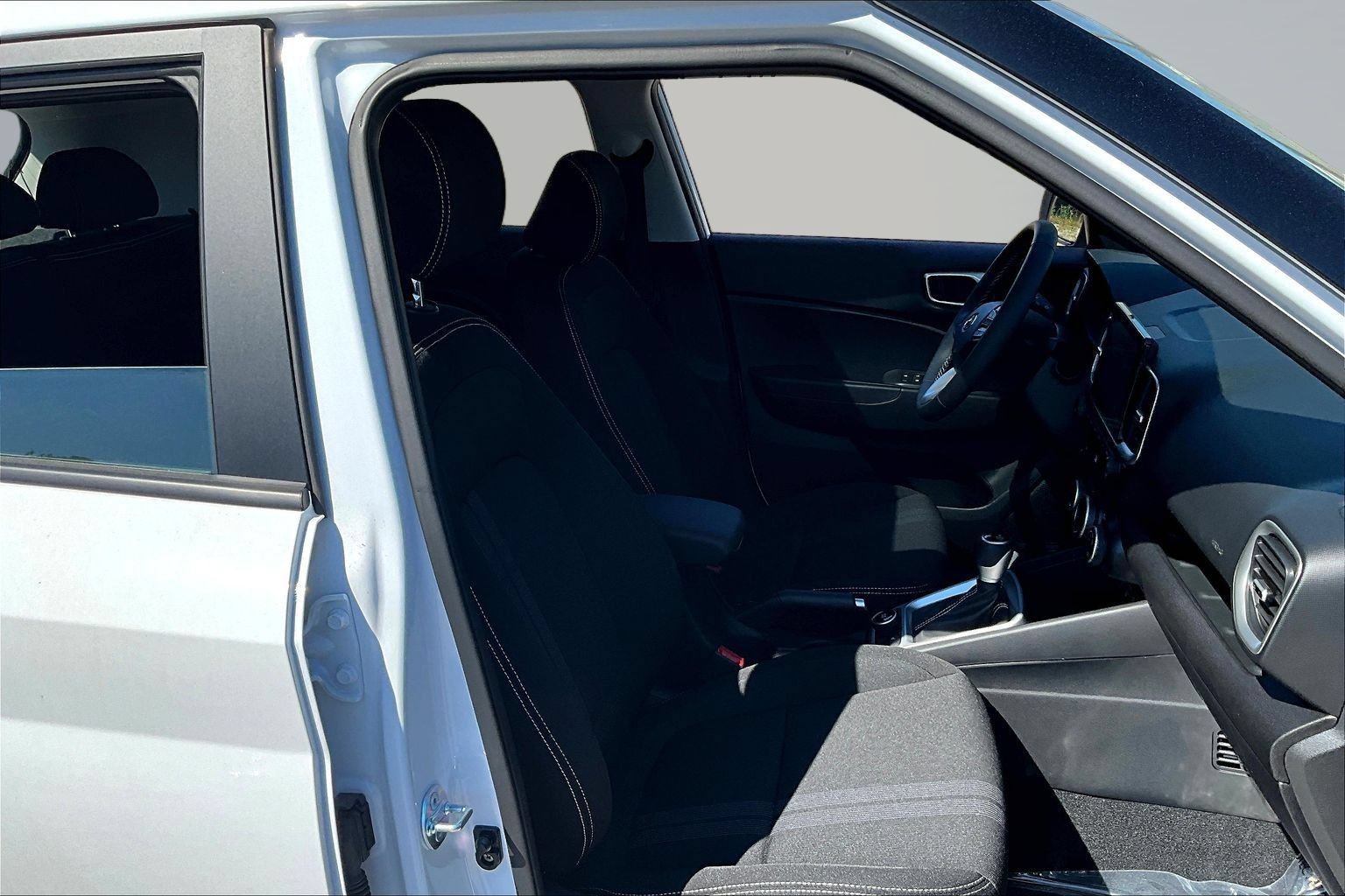 New 2026 Hyundai Venue SEL FWD image 10
