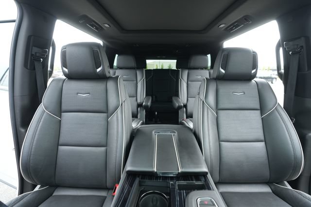 Used 2022 Cadillac Escalade ESV Sport w/ Touring Package AWD/4WD image 43