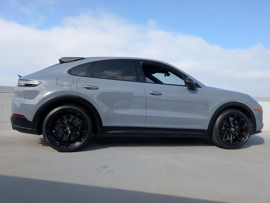 Certified 2022 Porsche Cayenne Turbo GT AWD/4WD image 24