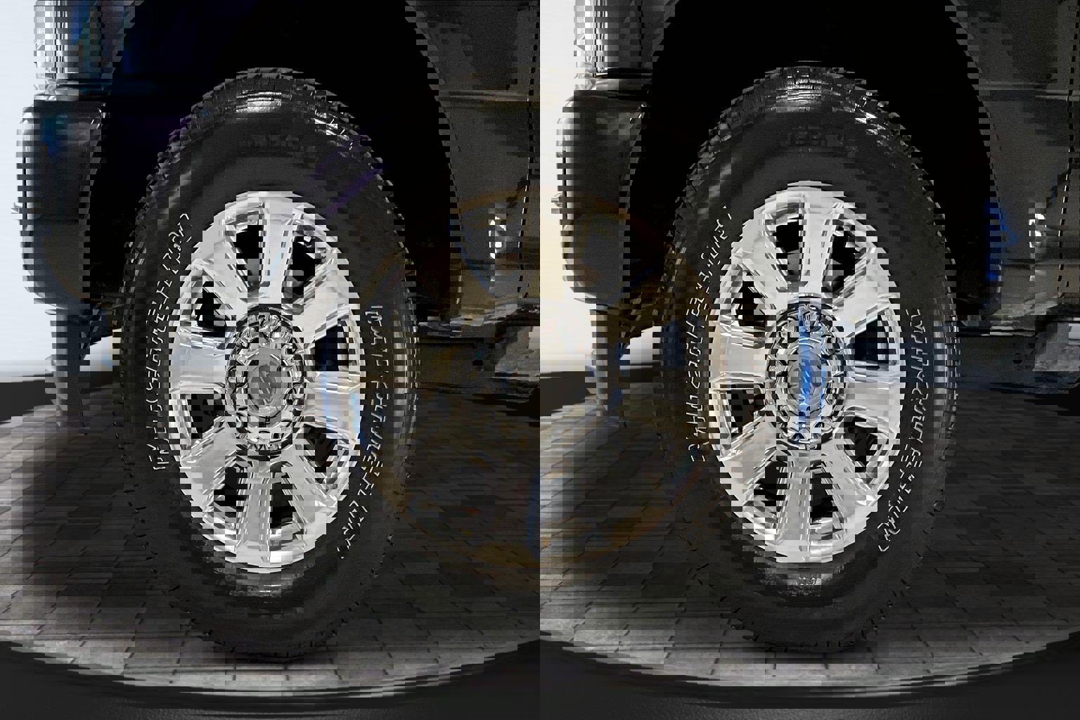 Used 2019 Ford F250 Platinum w/ Platinum Ultimate Package image 34