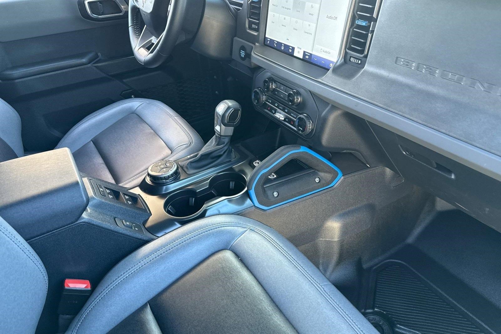 Used 2024 Ford Bronco Black Diamond image 29