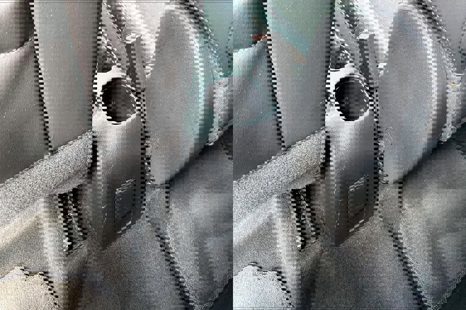 Used 2021 Chevrolet Trax LT w/ LT Convenience Package image 33