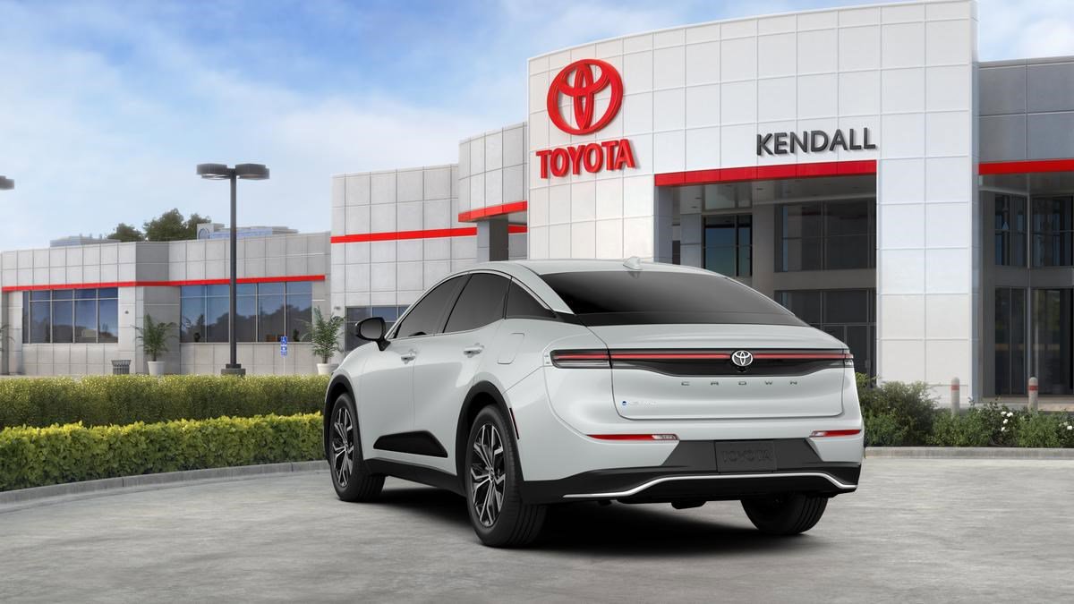 New 2026 Toyota Crown XLE AWD/4WD image 29