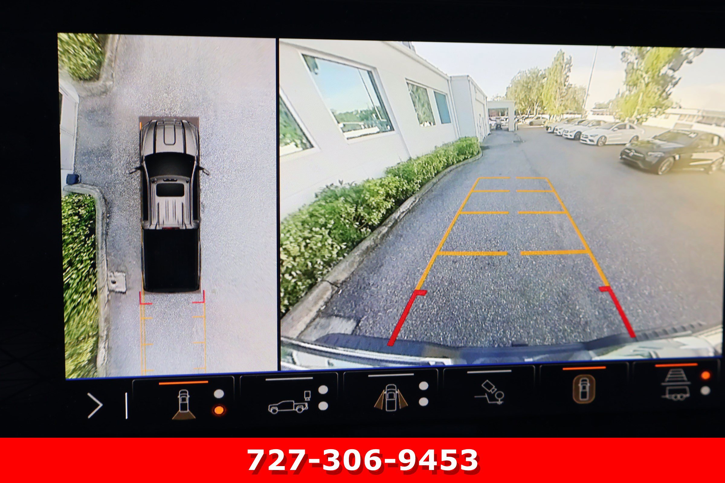 Used 2024 GMC Sierra 2500 Denali Ultimate w/ Max Trailering Package AWD/4WD image 4