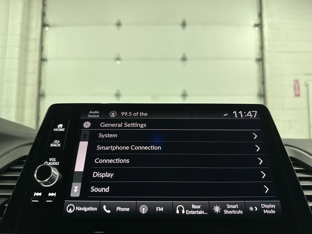 Used 2025 Honda Odyssey Touring image 32