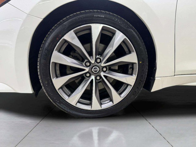 Used 2019 Nissan Maxima Platinum w/ Illumination Package image 50