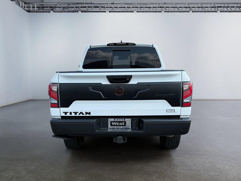 Used 2023 Nissan Titan PRO-4X w/ Pro-4x Convenience Package AWD/4WD image 4