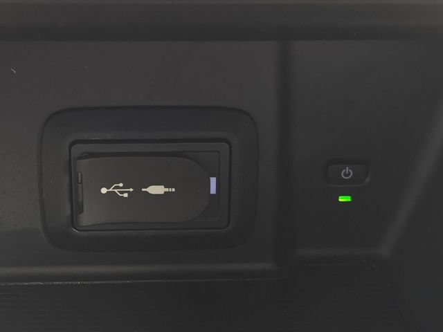 Certified 2021 Toyota Venza XLE w/ Softex Package AWD/4WD image 29
