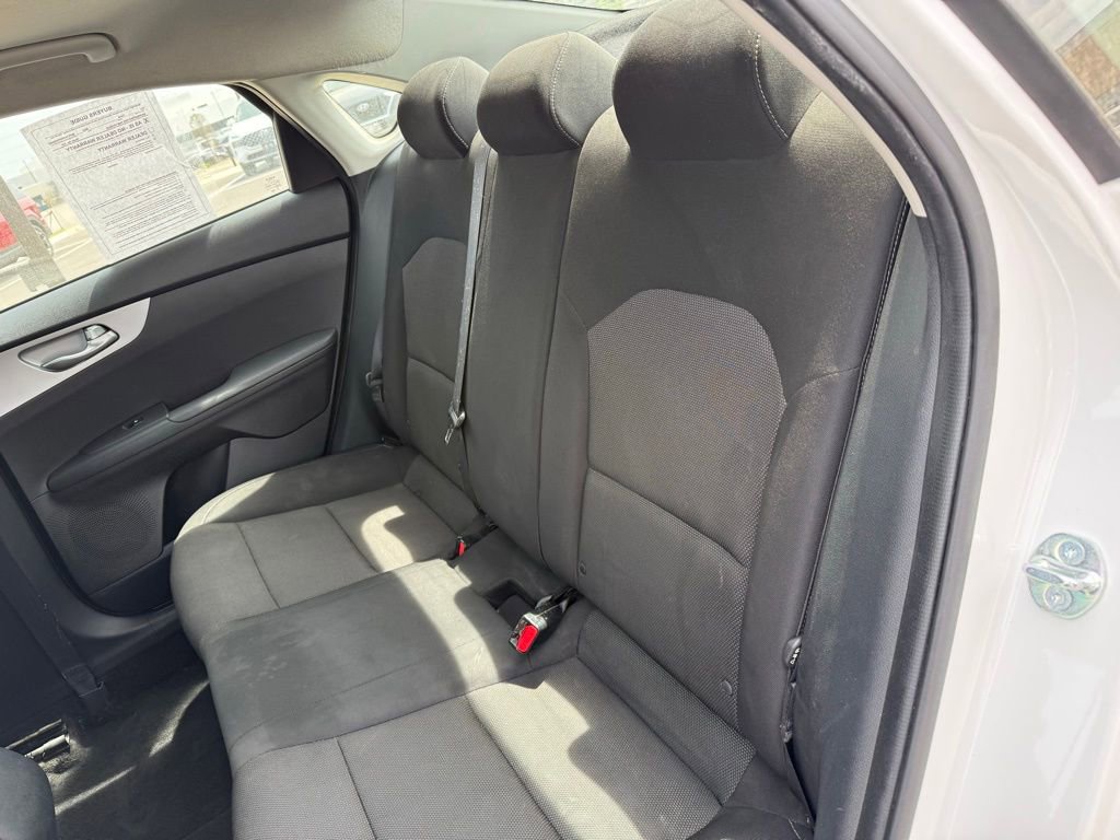 Used 2023 Kia Forte LXS w/ LXS Technology Package image 10