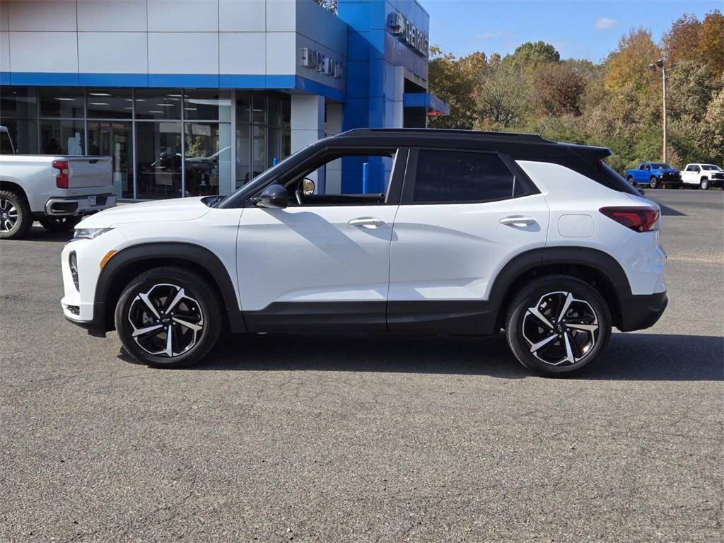 Used 2023 Chevrolet TrailBlazer RS w/ Convenience Package image 6