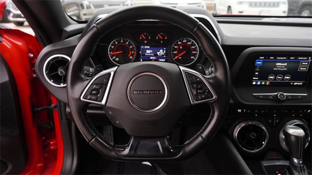 Used 2020 Chevrolet Camaro LT image 22