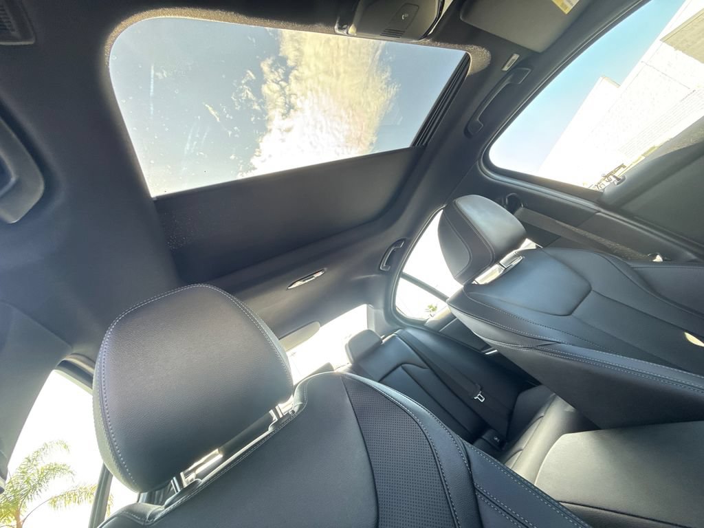 Used 2026 BMW 330i Sedan w/ M Sport Package RWD image 14