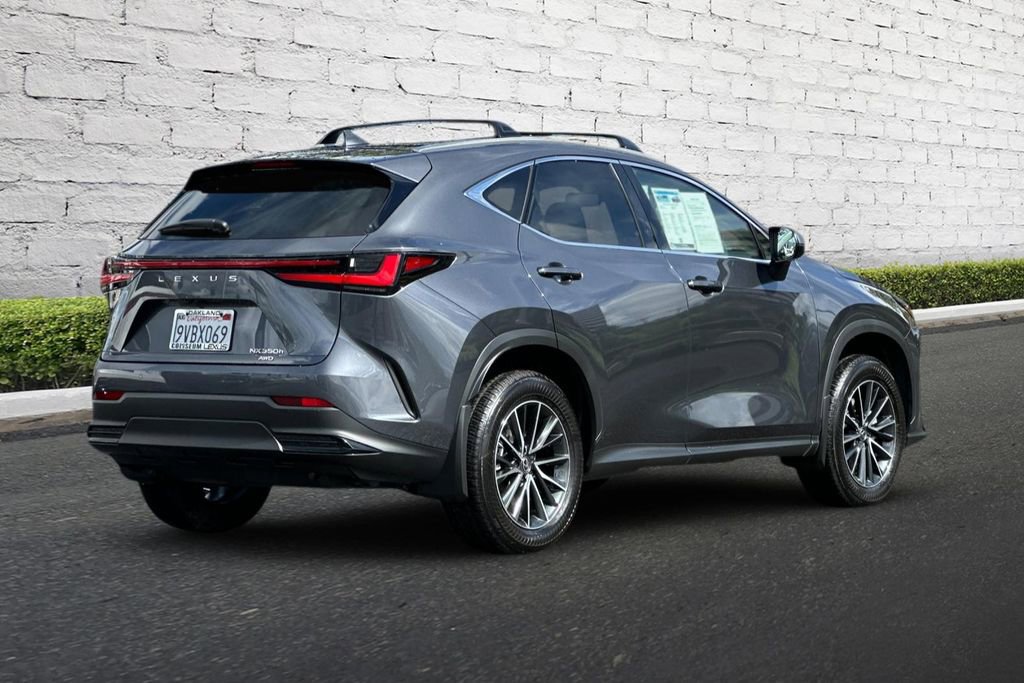 Used 2025 Lexus NX 350h AWD w/ Accessory Package (2T) image 4