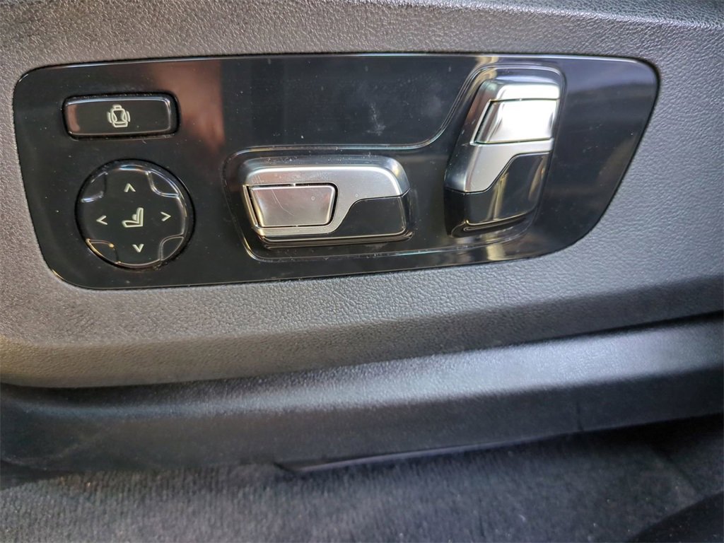 Used 2025 BMW X5 sDrive40i image 21