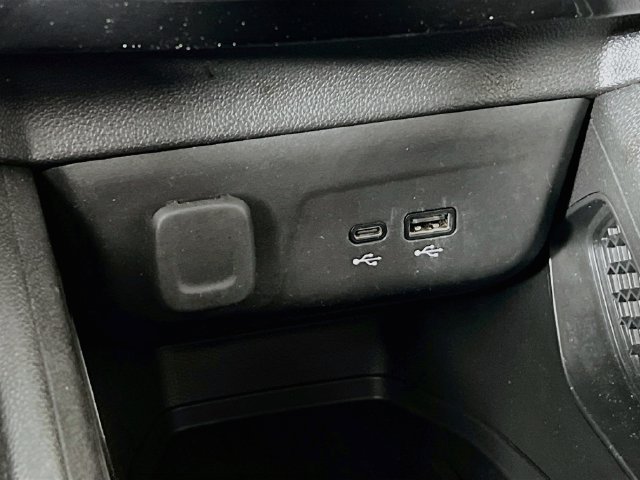 Used 2024 Chevrolet TrailBlazer LT AWD/4WD image 20