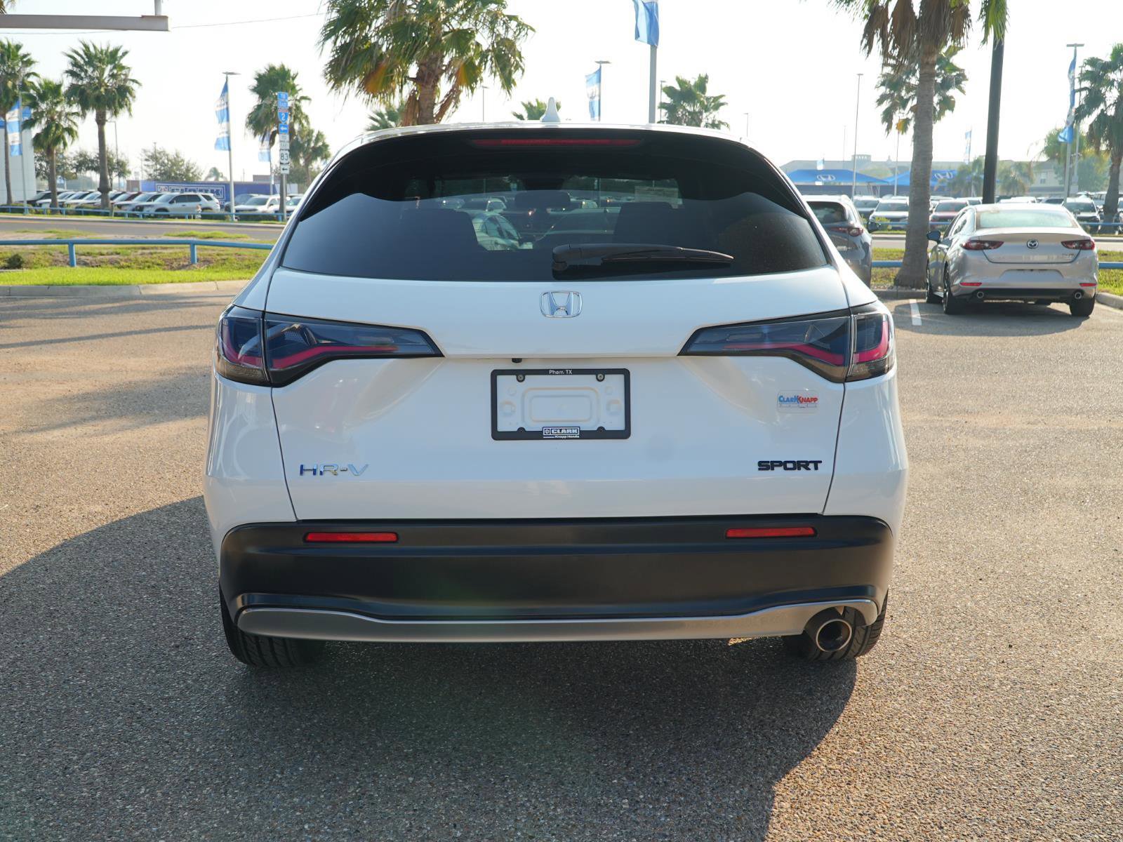 Used 2023 Honda HR-V Sport image 6