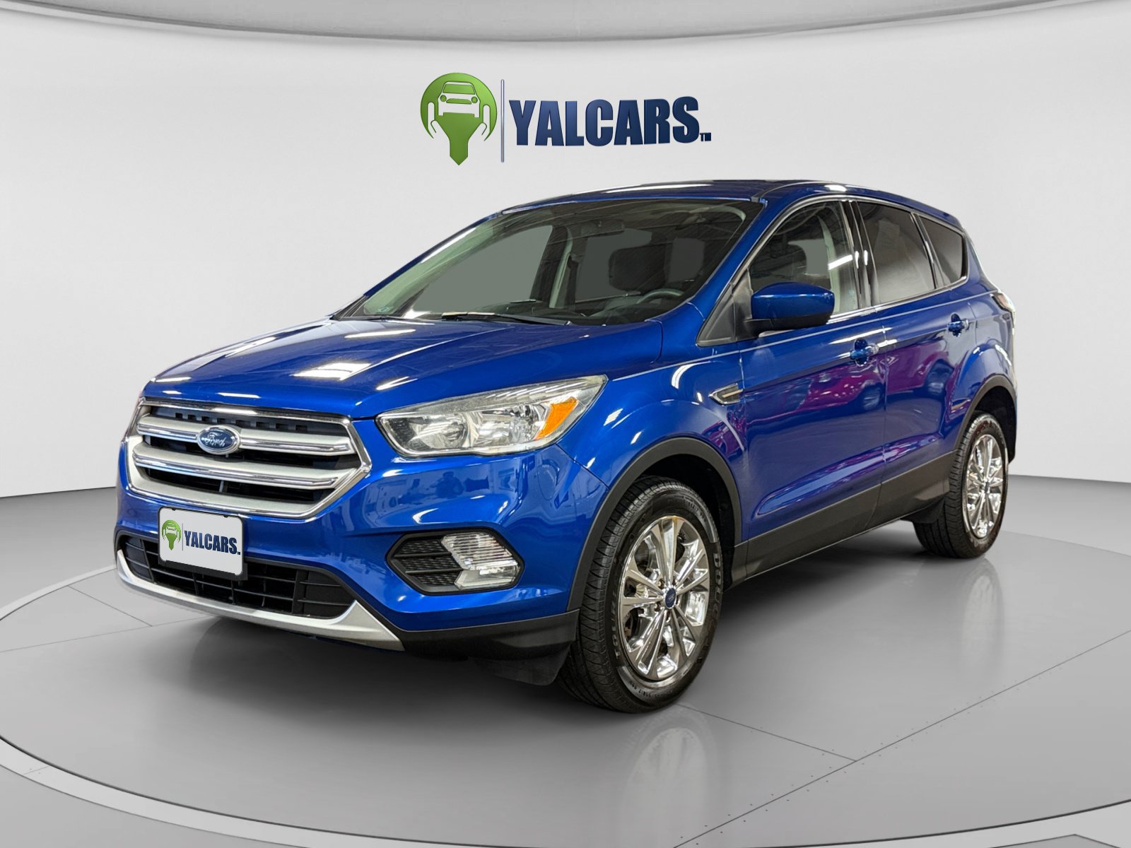 Used 2017 Ford Escape SE AWD/4WD image 1