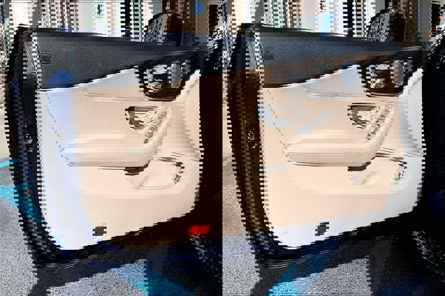 Used 2018 Mercedes-Benz C 300 Cabriolet image 19