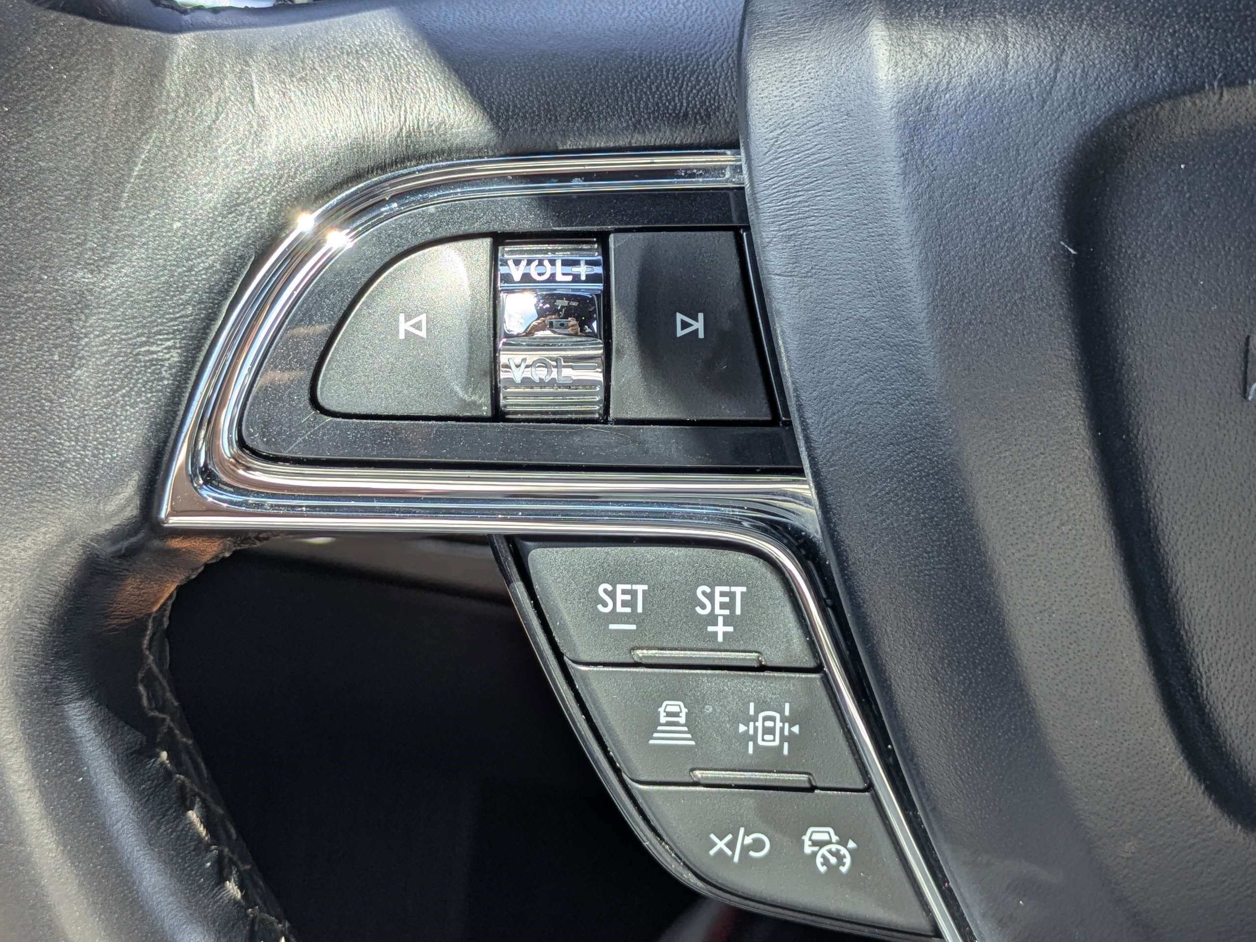 Used 2023 Lincoln Navigator L Reserve AWD/4WD image 27