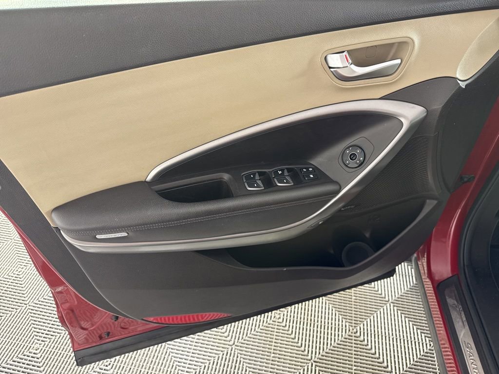 Used 2013 Hyundai Santa Fe Limited w/ Technology Pkg FWD image 11