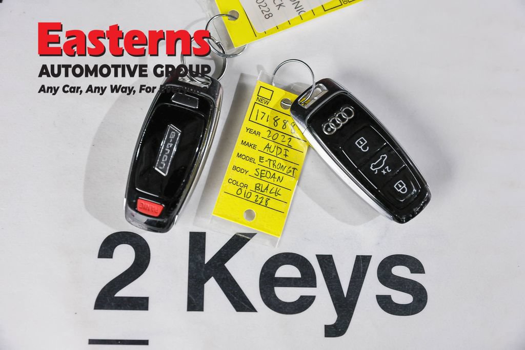Used 2022 Audi e-tron GT Premium Plus AWD/4WD image 26