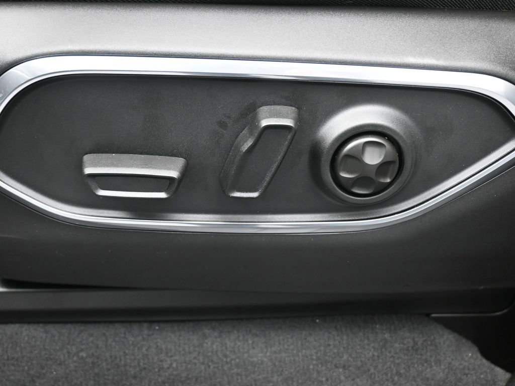 New 2026 Jeep Grand Wagoneer 4WD image 31