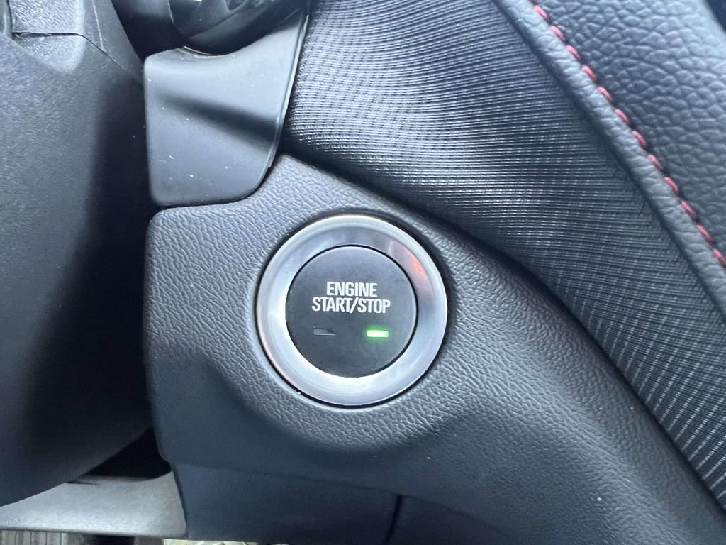 Used 2023 Chevrolet Equinox RS AWD/4WD image 27