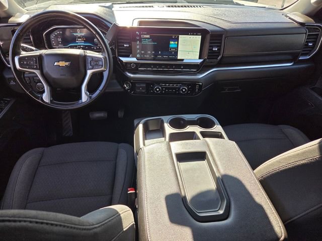 Used 2025 Chevrolet Silverado 2500 LT w/ Convenience Package image 16