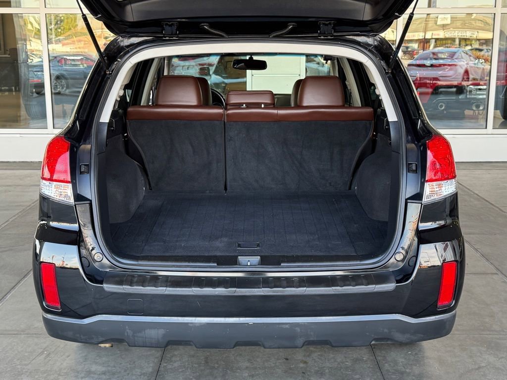 Used 2013 Subaru Outback 2.5i Limited w/ Special Appearance Pkg image 15