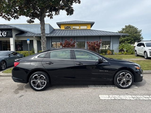Used 2023 Chevrolet Malibu LT w/ Driver Confidence Package FWD image 8