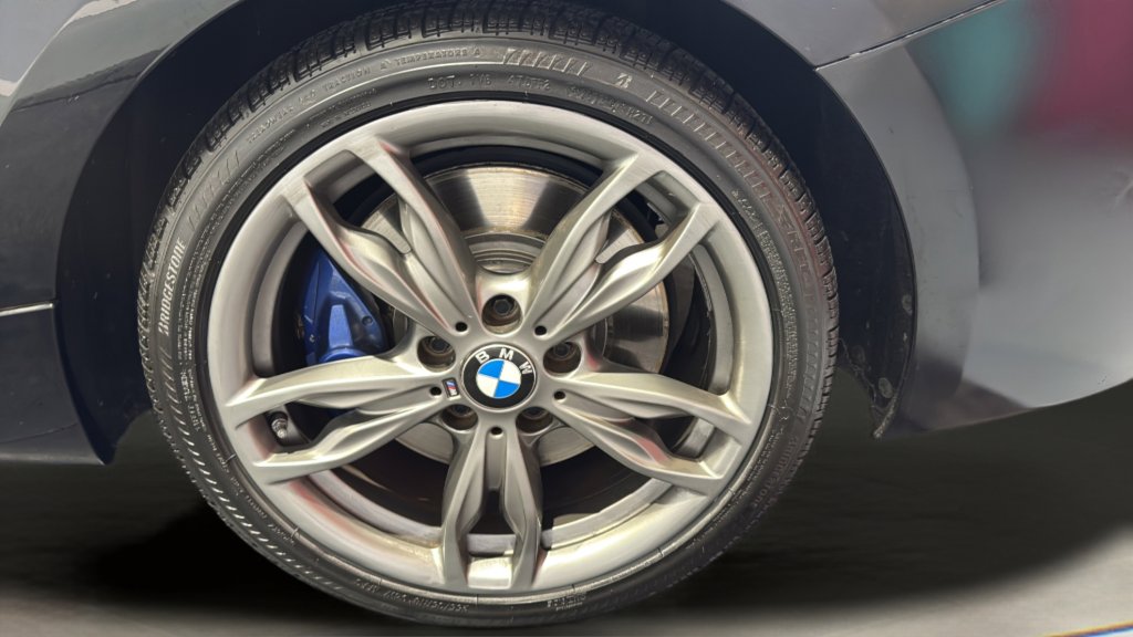 Used 2016 BMW M235i Convertible image 29