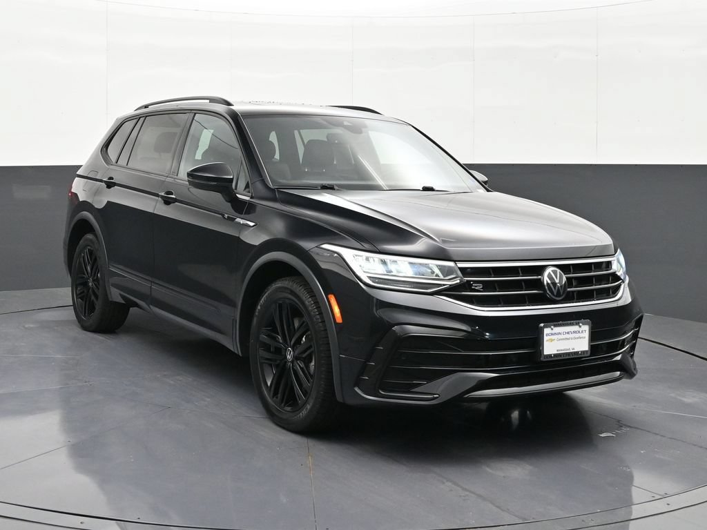 Used 2022 Volkswagen Tiguan SE R-Line FWD image 7