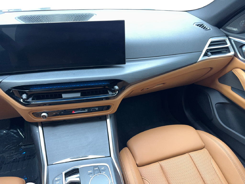 Used 2025 BMW i4 eDrive40 w/ Premium Package RWD image 56