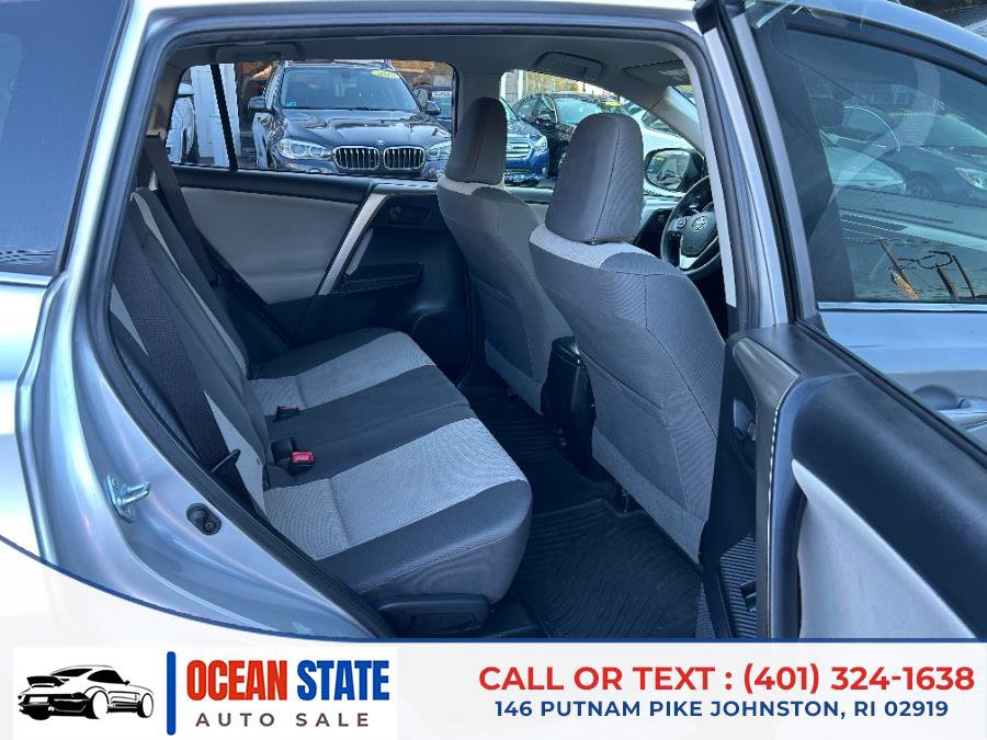 Used 2015 Toyota RAV4 LE image 13