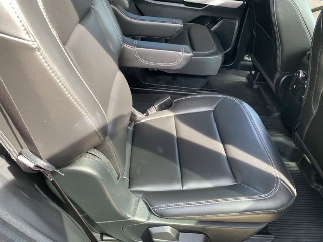 Used 2022 Ford Explorer XLT w/ Equipment Group 202A image 35