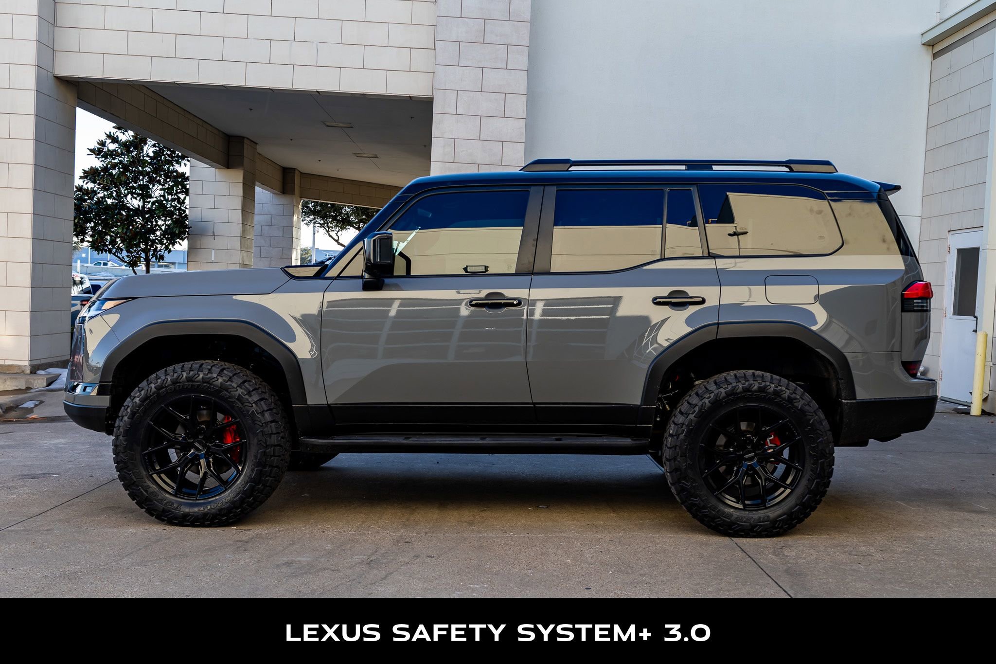 Used 2025 Lexus GX 550 550 Overtrail image 6