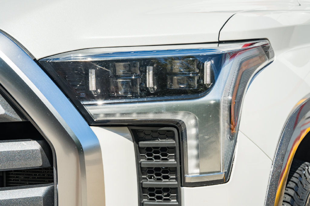 Used 2023 Toyota Tundra Limited AWD/4WD image 13