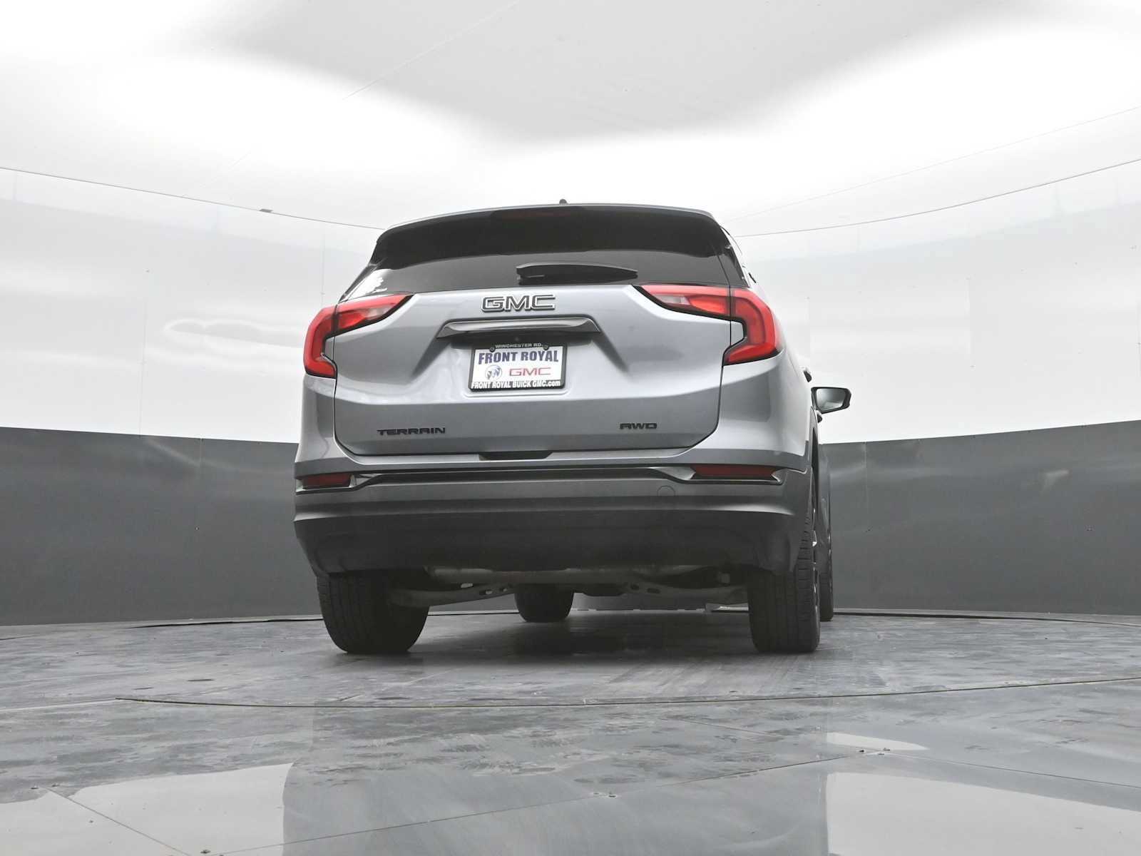 Used 2021 GMC Terrain SLE w/ Driver Convenience Package AWD/4WD image 38